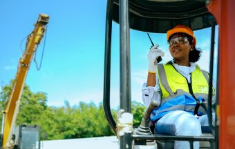 Como atrair os jovens a serem operários na construção civil?