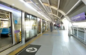 Porcelanato substitui o revestimento do piso da Linha 5-Lilás do metrô
