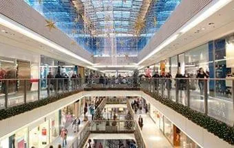 Gestão de shoppings requer controle de prazos, custos e cumprimento de normas